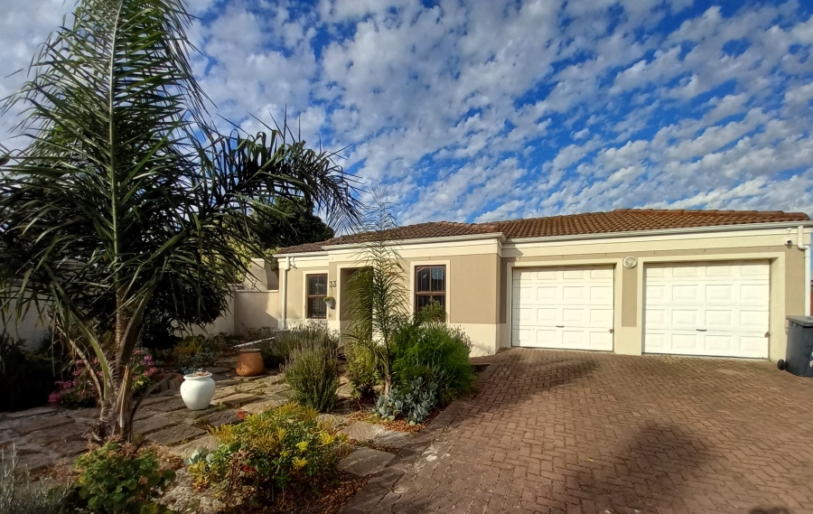 To Let 3 Bedroom Property for Rent in Jagtershof Western Cape